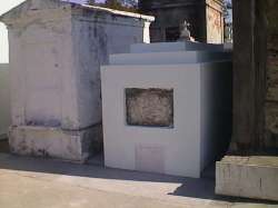 Madame Couvent's tomb 